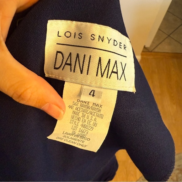 Elegant Navy Women's Blazer & skirt set vintage size 4 - Picture 8 of 12